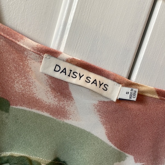 Daisy Says Dress Size Small/Medium - Picture 6 of 6